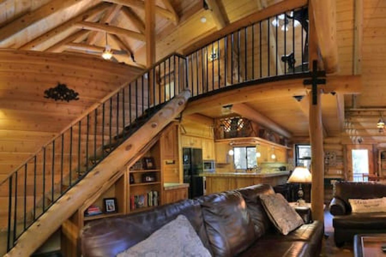Eagles Nest - Natural Log With *